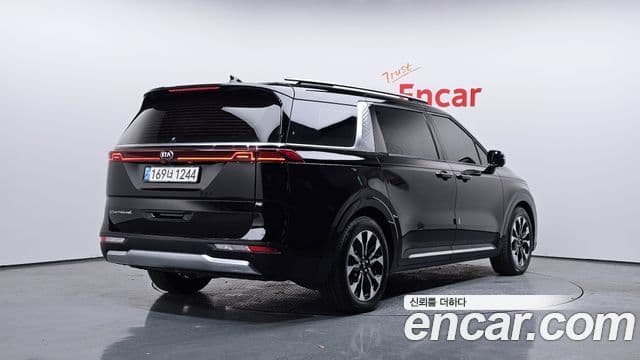 Kia Carnival 4세대 Signature, 2021 2