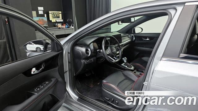 Kia The / новый New K3 2세대 Signature, 2022 10