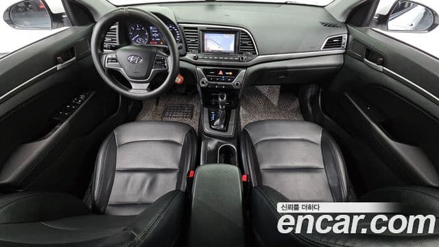 Hyundai Avante AD Style, 2016 7