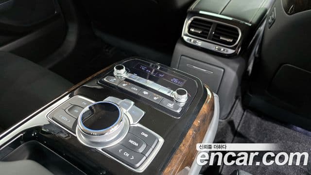 Genesis G90 Luxury, 2019 19