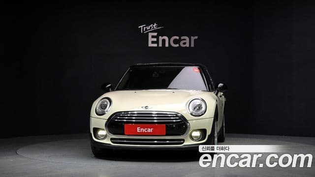 Mini Cooper 클럽맨 2세대, 2017 3