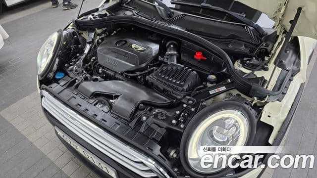 Mini Cooper 클럽맨 2세대, 2017 6