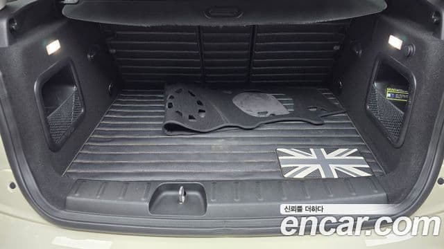 Mini Cooper 클럽맨 2세대, 2017 20