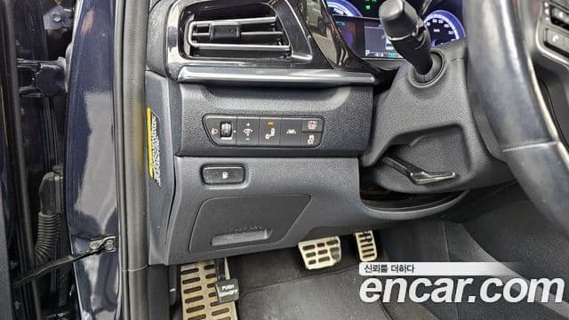 Kia The / новый New Niro Noblesse, 2021 16