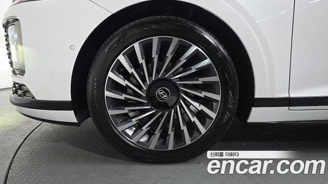 Hyundai Grandeur гибрид (GN7) Calligraphy, 2024 все фото