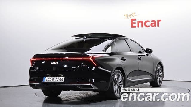 Kia K8 гибрид Noblesse, 2022 2