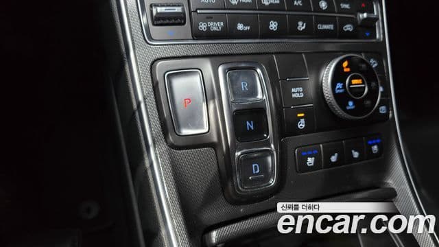 Hyundai The / новый New Santa Fe Exclusive, 2022 9