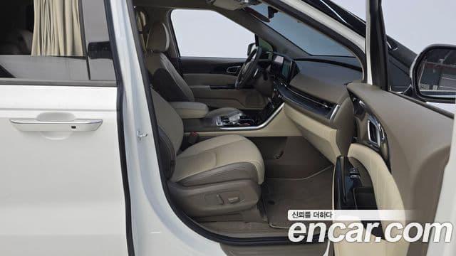 Kia Carnival 4세대 Signature, 2023 11