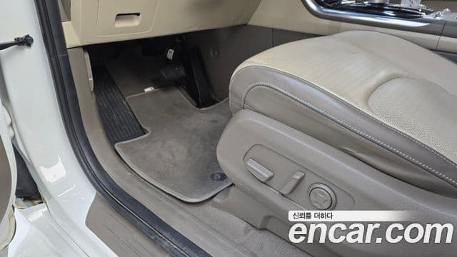 Kia Carnival 4세대 Signature, 2023 18