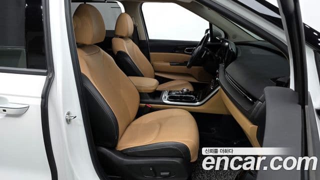 Kia Carnival 4세대 Signature, 2022 11