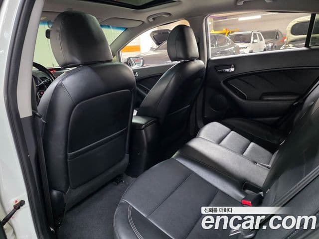 Kia K3 Noblesse, 2013 12