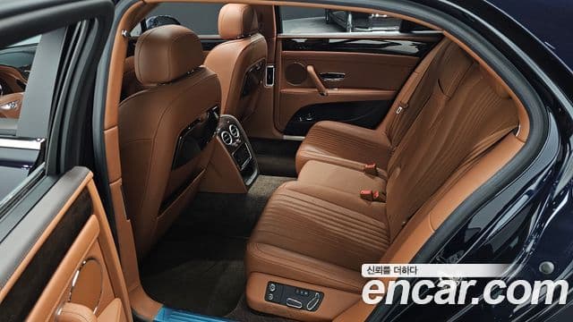 Bentley Flying Spur 2세대, 2018 12