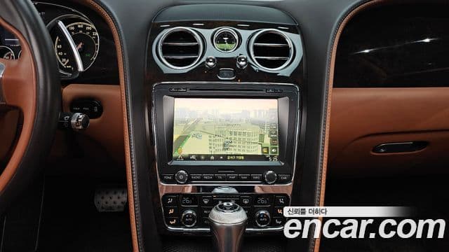 Bentley Flying Spur 2세대, 2018 14