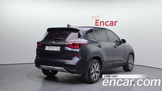 Kia Seltos Trendy, 2020 2