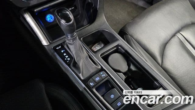 Hyundai LF Sonata Exclusive, 2015 9