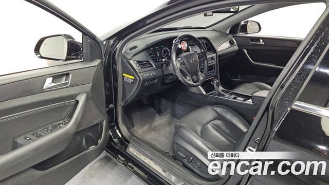 Hyundai LF Sonata Exclusive, 2015 10