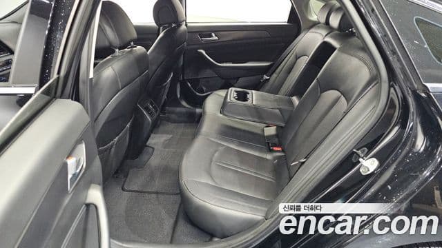 Hyundai LF Sonata Exclusive, 2015 11