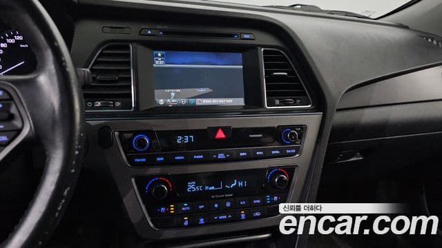 Hyundai LF Sonata Exclusive, 2015 16