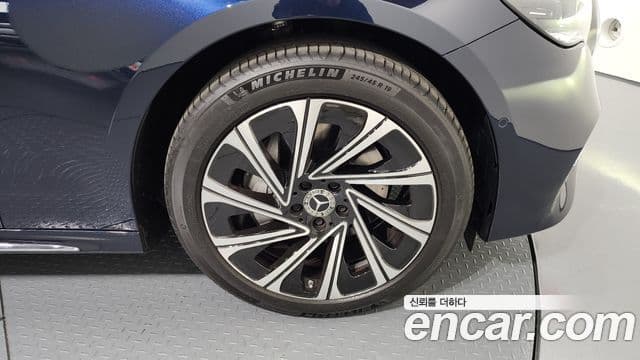 Mercedes-Benz E-класс W214 Exclusive, 2024 все фото