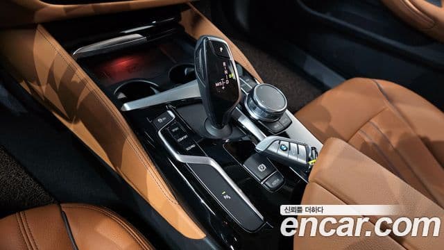 BMW 5시리즈 (G30) Luxury, 2019 9