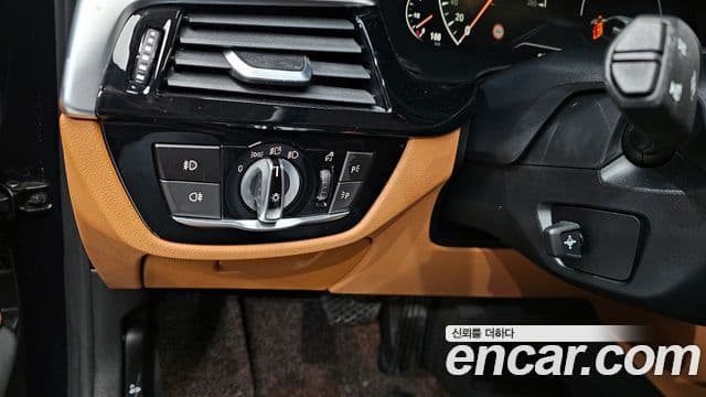 BMW 5시리즈 (G30) Luxury, 2019 17