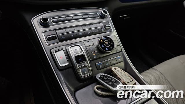 Hyundai The / новый New Santa Fe Calligraphy, 2021 9