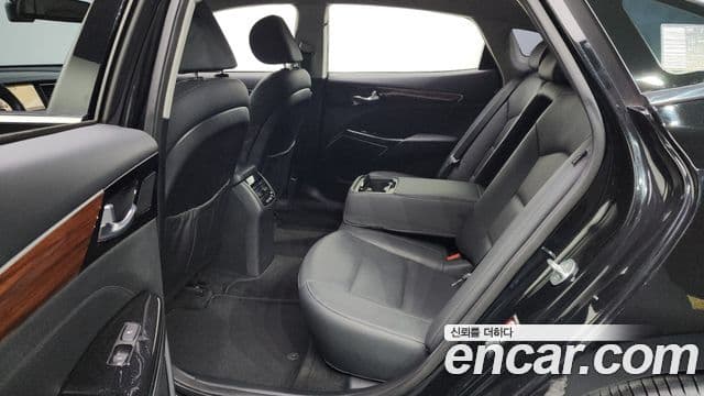 Kia All New K7 Prestige, 2016 11