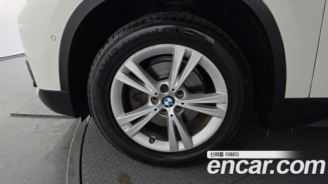 BMW X1 (F48), 2016 все фото