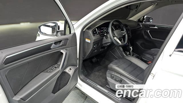 Volkswagen Tiguan 2세대 Premium, 2022 10