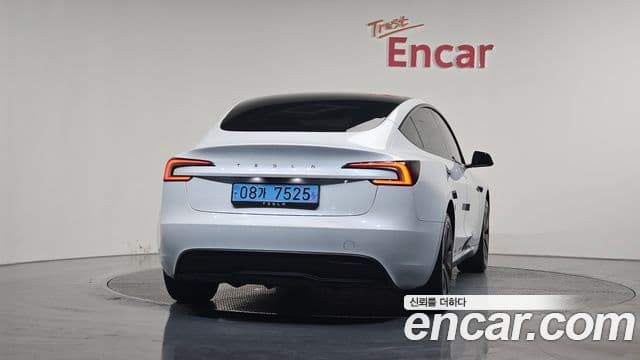 Tesla модель 3, 2024 4