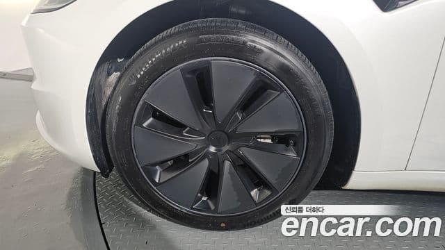 Tesla модель 3, 2024 все фото