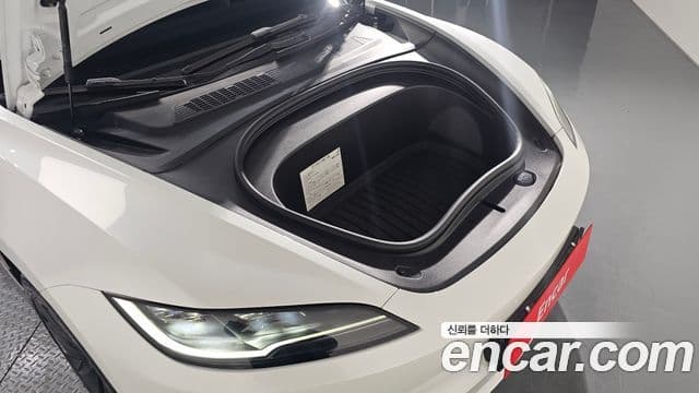 Tesla модель 3, 2024 6