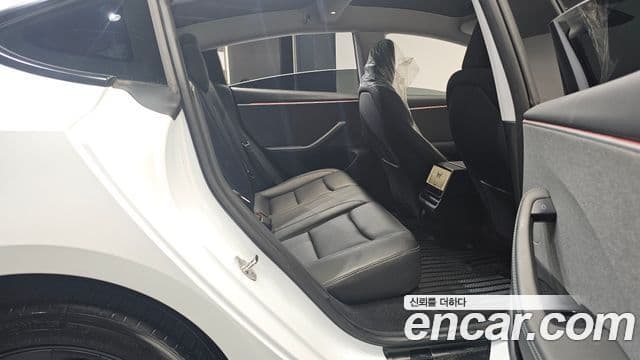 Tesla модель 3, 2024 12