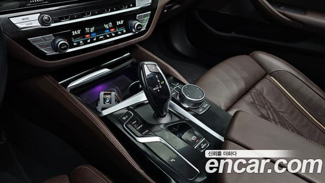 BMW 5시리즈 (G30) 530i xDrive M Sport, 2022 9