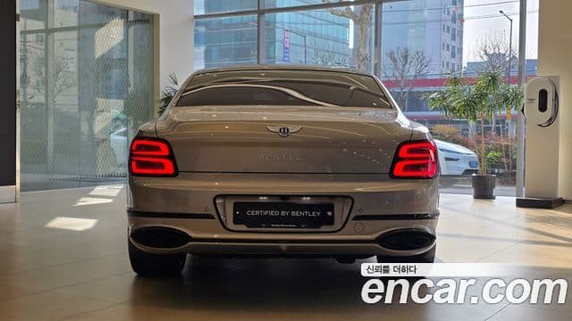 Bentley Flying Spur 3세대 4.0 S, 2024 4