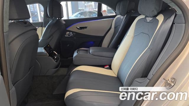 Bentley Flying Spur 3세대 4.0 S, 2024 8