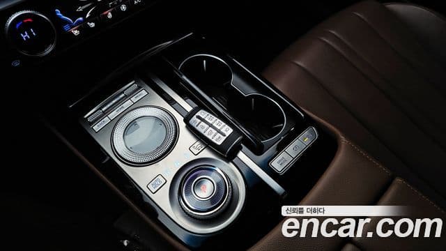 Genesis G80 (RG3) бензин 2.5 турбо AWD, 2021 9