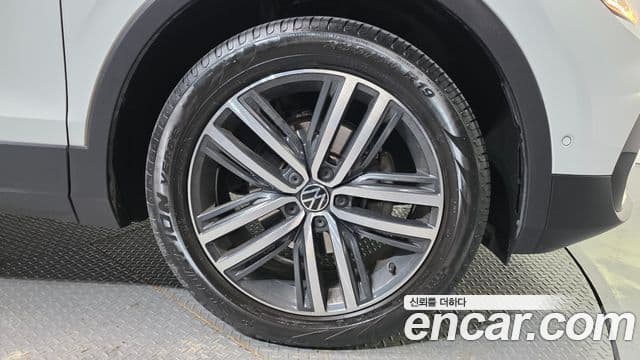 Volkswagen Tiguan 2세대 Prestige, 2023 все фото