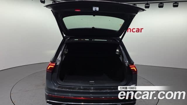 Volkswagen Tiguan 2세대 Prestige, 2022 20