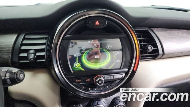 Mini Cooper 3세대, 2018 14