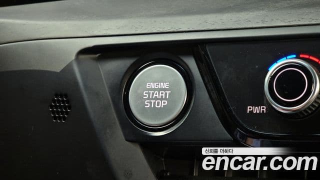 Kia K8 гибрид Noblesse, 2023 18