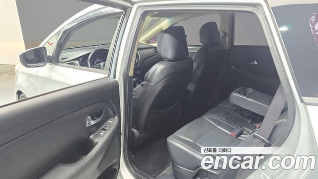 Kia All New Carens Prestige, 2014 12