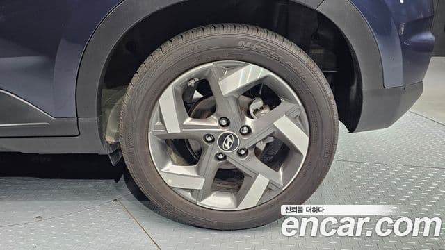 Hyundai Venue 1.6 Flux, 2025 все фото