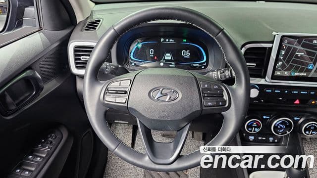 Hyundai Venue 1.6 Flux, 2025 12