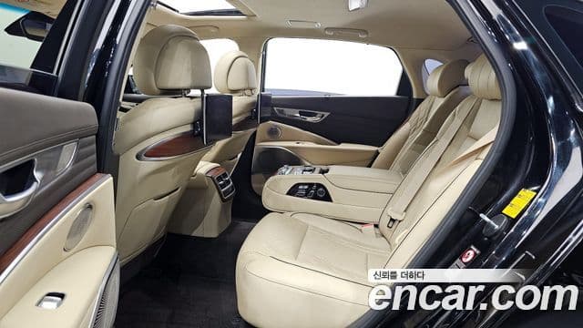 Kia The / новый K9 Quantum, 2019 12