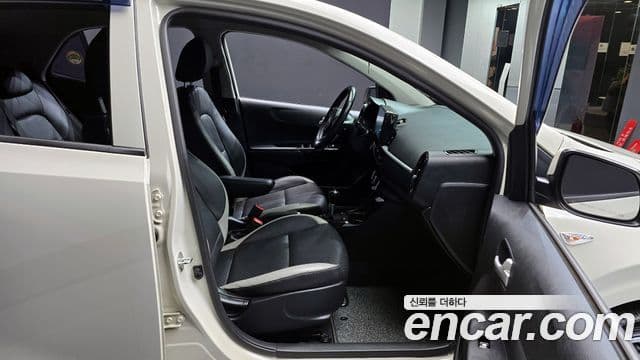 Kia All New Morning (JA) Luxury, 2017 10