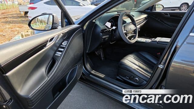 Genesis G80 (RG3) бензин 2.5 турбо AWD, 2021 11