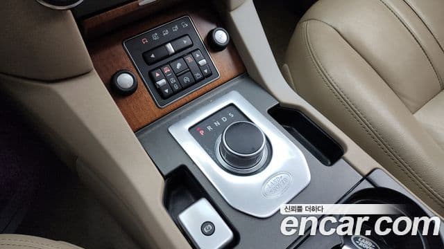 Land Rover Discovery 4 3.0 SDV6 HSE, 2016 9