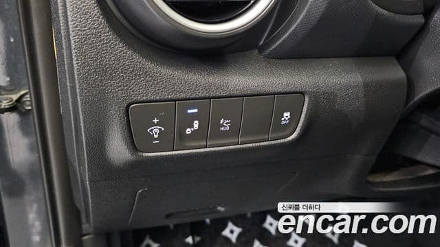 Hyundai Kona Modern Art, 2018 13