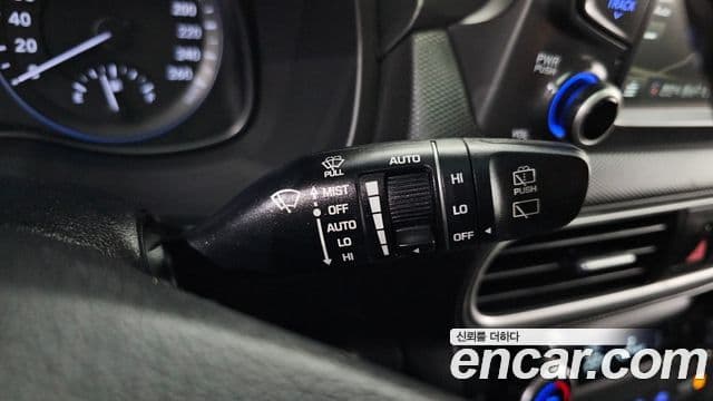 Hyundai Kona Modern Art, 2018 15